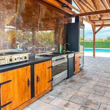 Buna Hills Villa Kosor